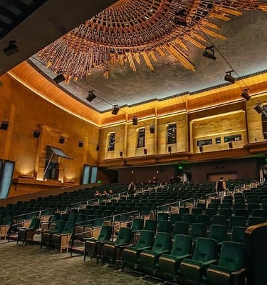 netflix-egyptian-theatre-decor-inside-hollywood-losangeles