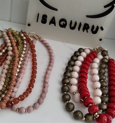 Collares con perlas