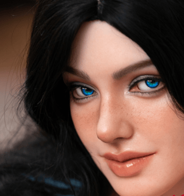 sex doll Ivy from Irontech Doll posing