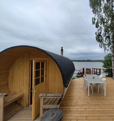 Spend some quality time on the terrace of the lakeside sauna