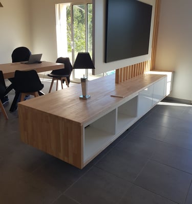 Meuble TV effet suspendu sur mesure