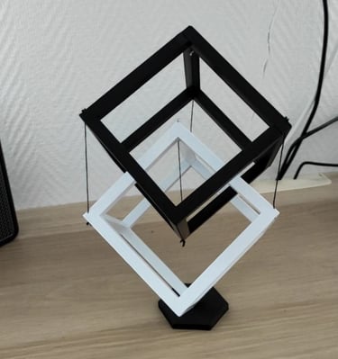 Cube montrant la tenségrité réalisé en impression 3D