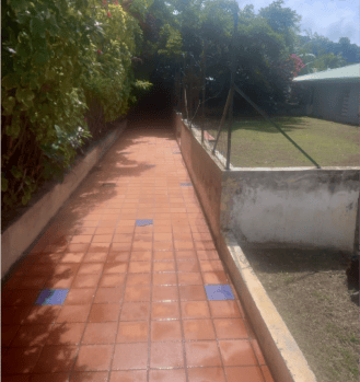 Après lessivage allée en terre cuite