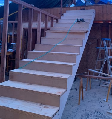 Arrow straight staircase