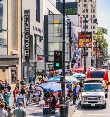 hollywood-walk-of-fame-cars-los-angeles