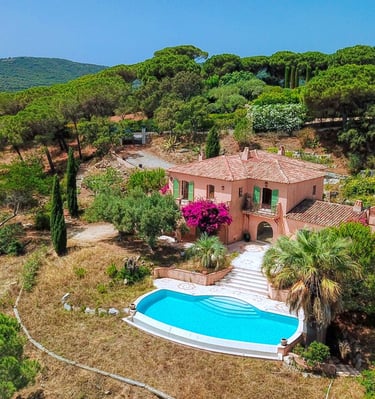 villa ramatuelle vue mer panoramique