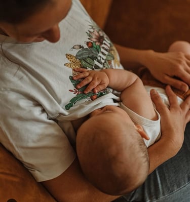 maman donne son sein