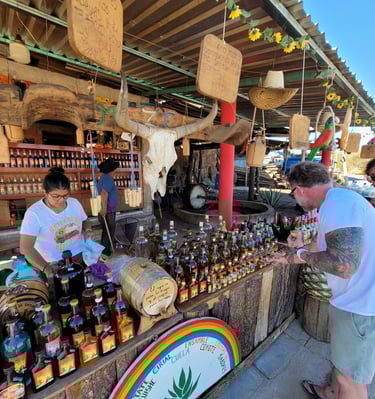 Tienda de mezcal en Oaxaca