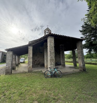 Río Sil Río Miño Río Cabe ribeira sacra gravel alquiler rent bikepacking