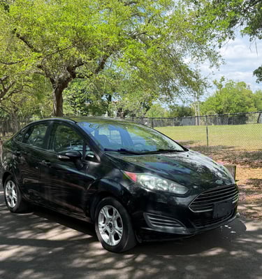 2015 Ford Fiesta -   $3900