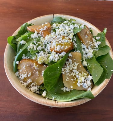 insalata pera e gorgonzola forno rosso