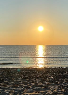 UN TRAMONTO SPETTACOLARE ALLO SCALO DEI SARACENI