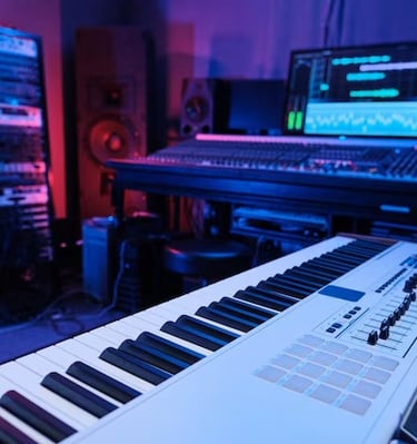 un clavier dans un studio d'enregistrement