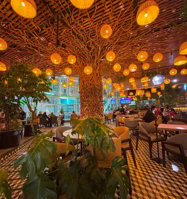 arbol para decoracion de interiores hecho con raíces
