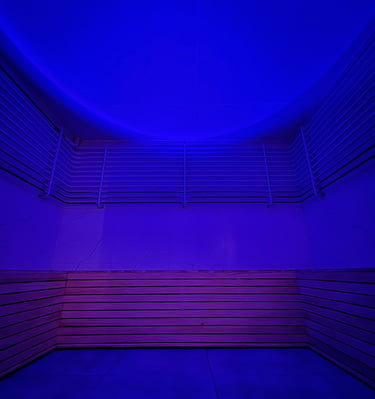 image of a blue colored cold room
