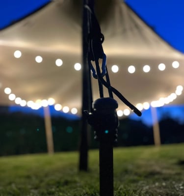 pieu de tente stretch, éclairage guirlande à l'arrière