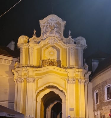 Vilniaus gotika, Glaubico vartai, seniausi kankiniai, bažnytinė unija