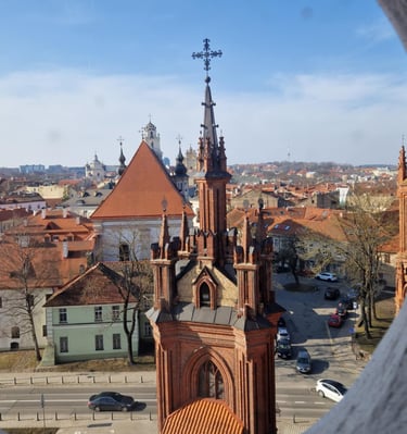 Šv. Onos ir Bernardinų bažn. gotikos ansamblis, gynybinė Vilniaus siena, Bažnyčios paveldo muziejus