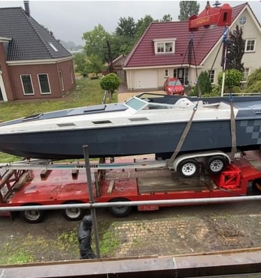 Opkoop van een 14 meter lange Wellcraft powerboot