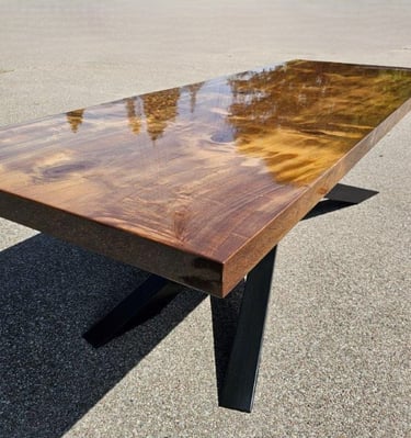 Miodowy Połysk 11 Stół z Monolitu 