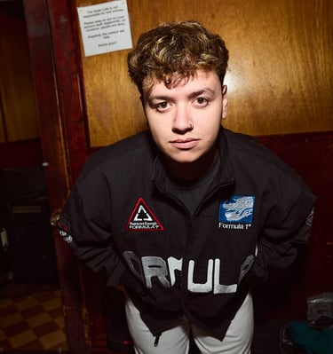 zachary booth music poses