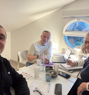 Au boulot pour le service com'