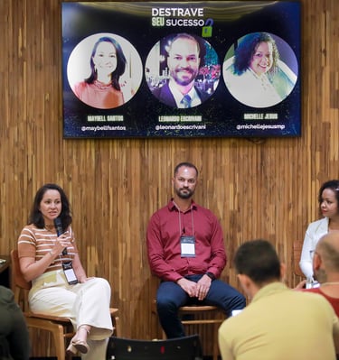 Participante do Destrave Seu Sucesso falando da sua experiência positiva  no evento.