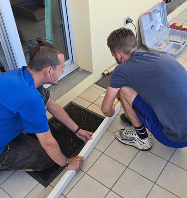 Découpe de goulottes de climatisation