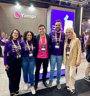 Douglas Silva da Parceria Labs e time de Parcerias da Yampi no Fórum Ecommerce Brasil