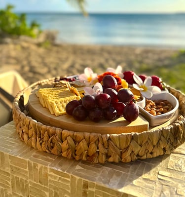 luxury beach picnic in honolulu, hawaii