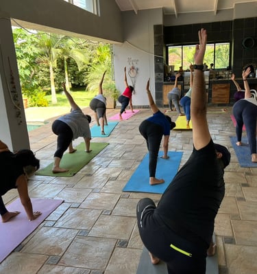 Ongoing class with side strech for endurance and flexibility