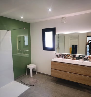 Salle de bain rénovation PMR Porticcio