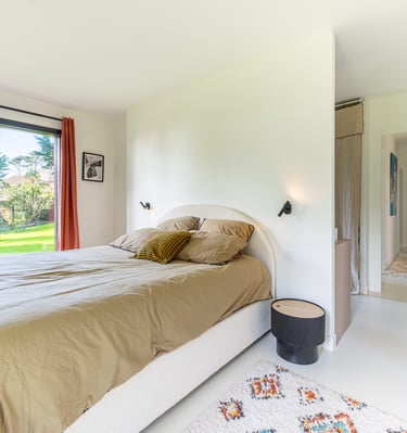 Suite parentale ouverte sur le jardin