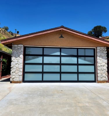 new garage door from Simmons Garage Door in Santa Clarita, CA