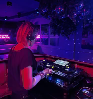 DJ PIXIE