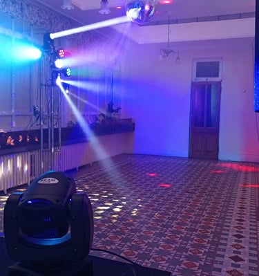 eventos, fiestas, charlas, seminarios, iluminación, microfonía, micrófonos, sonido, amplificación,