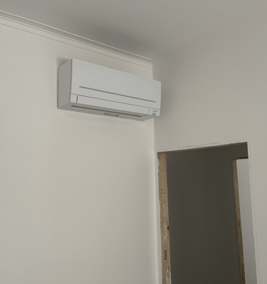 condizionatore interno installato a parete