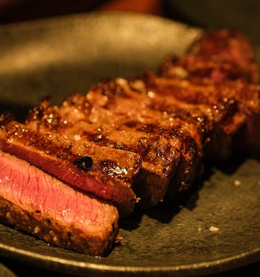 Bife de chorizo do Rincón Escondido, em SP. Foto: Rodrigo Mequelazzo/ Divulgação