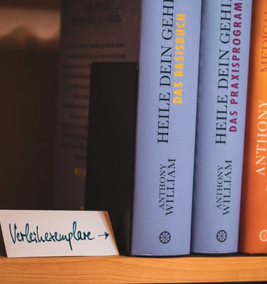 Bücher in der Praxis von Silke Gesing in Kiel