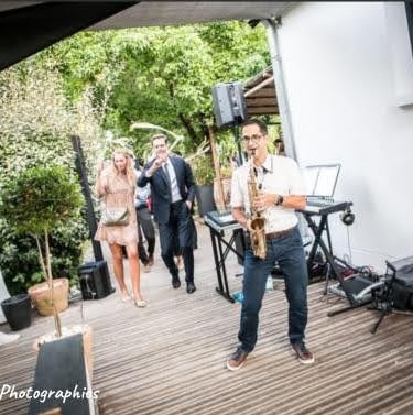 Entrée en salle pour un mariage en 2021