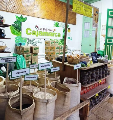 La-Frijolera-Seccion-Productos-Frescos-Granos-Cafe-Miel-Tienda