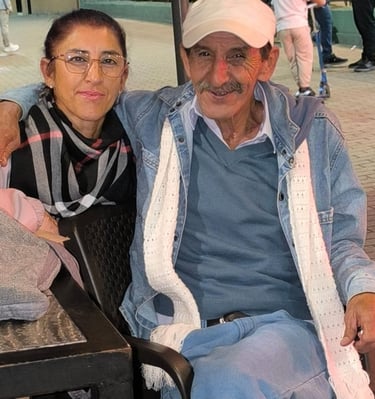 Luz Elena Castaño, pareja del poeta Jairo Carrasquilla Tobón.