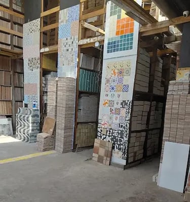 Maior loja de pisos e azulejos antigos do litoral paulista