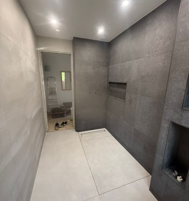 Salle de bain rénové carrelage