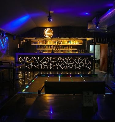 Pondicherry pubs with Dance Floor