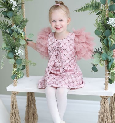 vaikiska rozine suknele