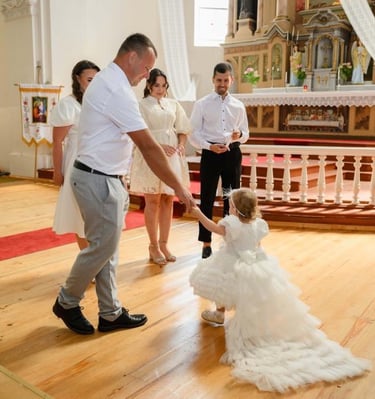 balta suknele i viestuves