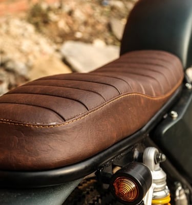 Vinh Thái simili da yên xe máy