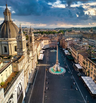 Roma, Piazza Navona ripresa effettuata con i droni  un bellissimo scorcio di Roma 