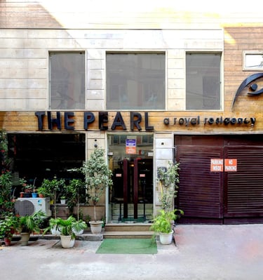 Hotel THE PEARL - A Royal Residency, Karol Bagh, New Delhi